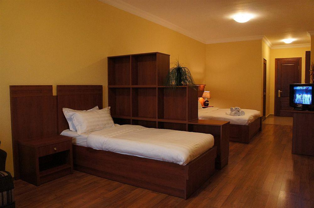 Golden Palace Hotel Tiflis Dış mekan fotoğraf