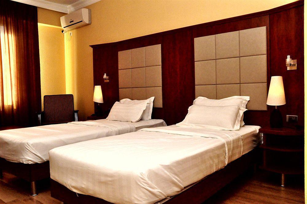 Golden Palace Hotel Tiflis Dış mekan fotoğraf