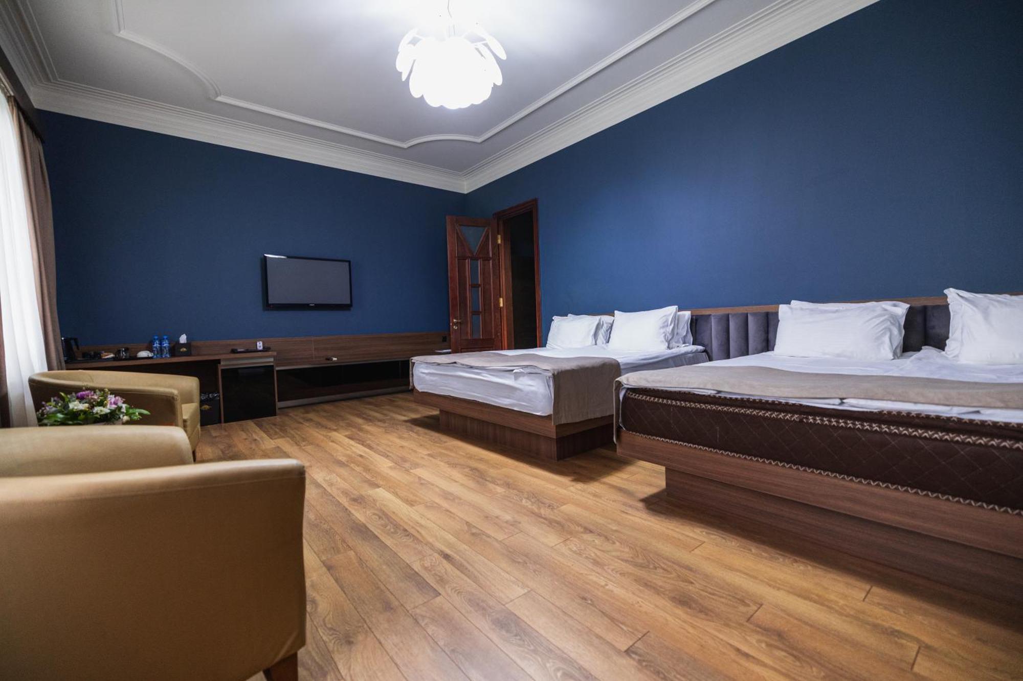 Golden Palace Hotel Tiflis Dış mekan fotoğraf