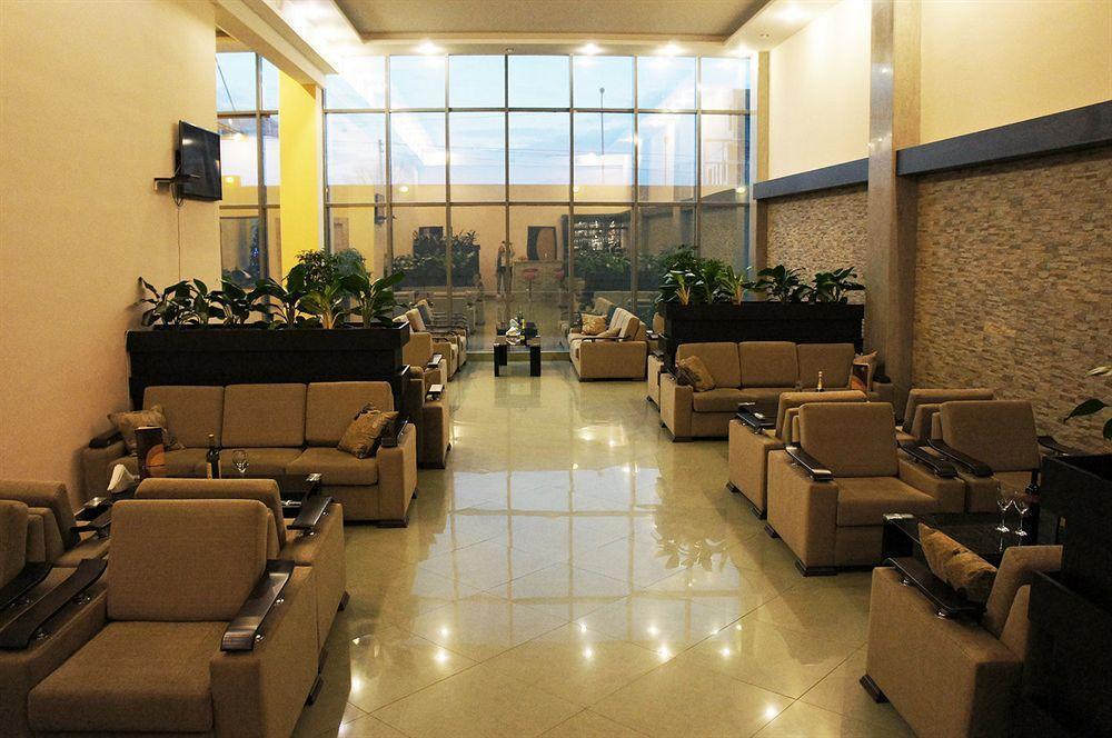 Golden Palace Hotel Tiflis Dış mekan fotoğraf